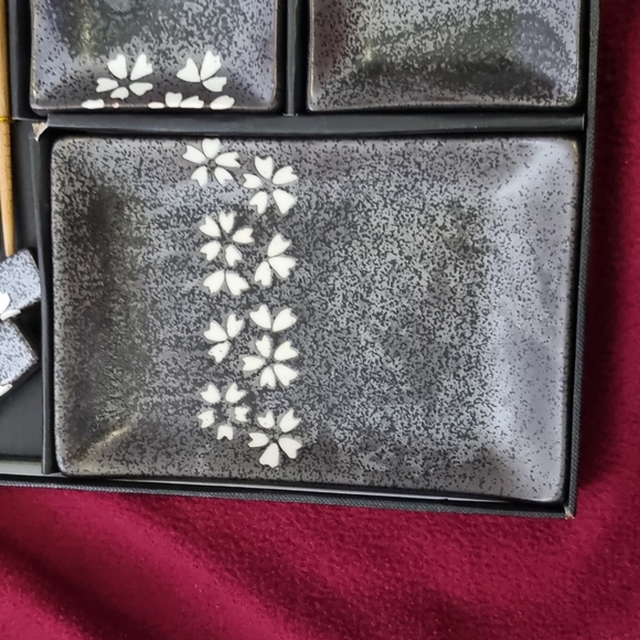 Japanese ceramic sushi set - Picture 2 of 7